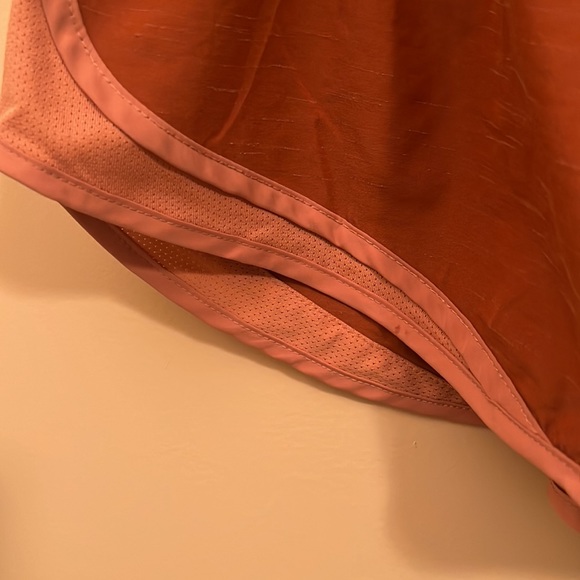 Nike Lightweight Tempo Shorts in Rust & Clay - Picture 3 of 6